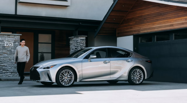 2025 Lexus IS