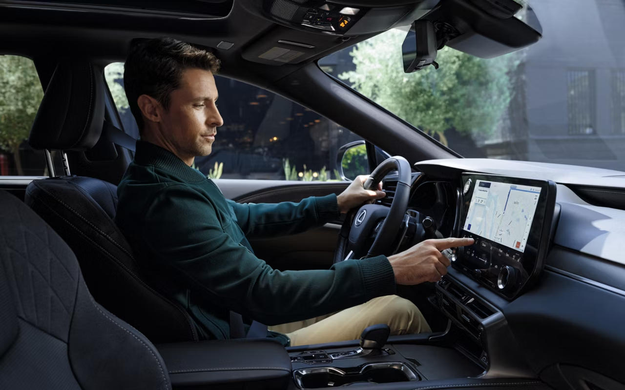 2026 Lexus RX Plug-In Hybrid