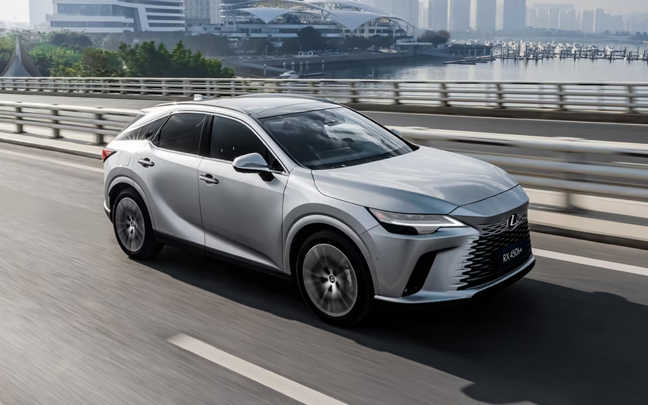 2026 Lexus RX Plug-In Hybrid