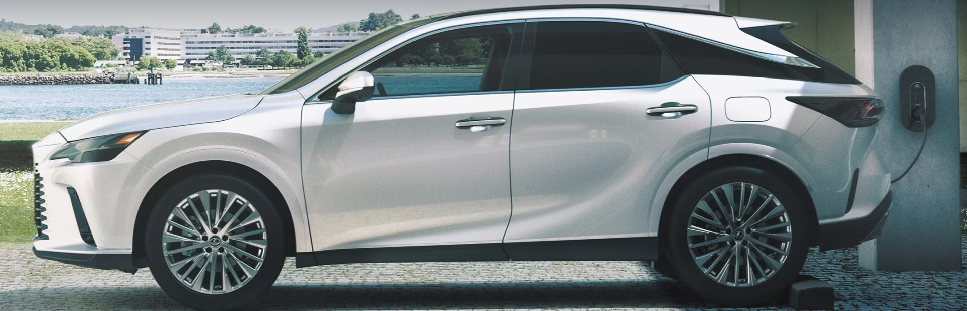 2026 Lexus RX Plug-In Hybrid