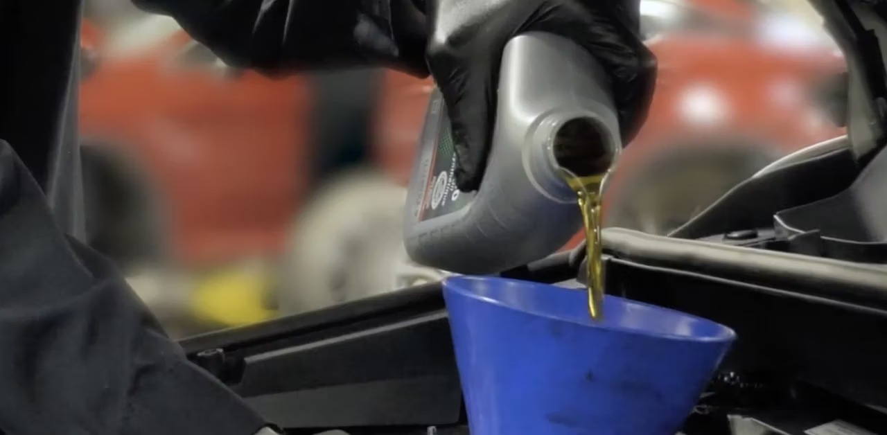 Oil Change Service at Lexus of Windsor